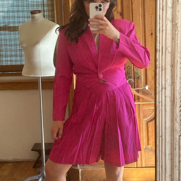 Vintage Pink Wrapper Two 2 Piece Tailored Set - Picture 4 of 11